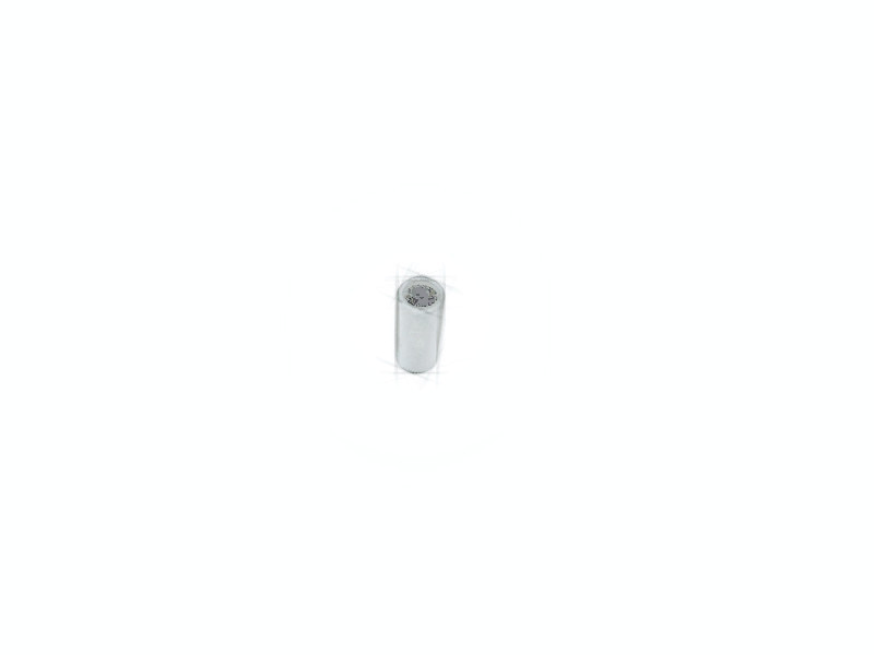 Cylindrical pin with plum blossom hole